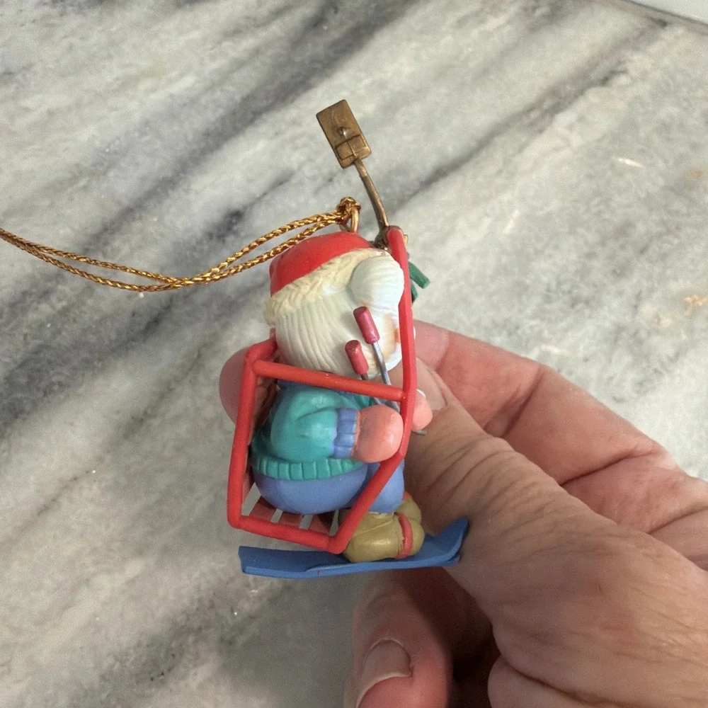 VTG Lustre Fame 1992 Christmas Tree Ornament Skiing MOUSE &‎ Bear Ski Lift